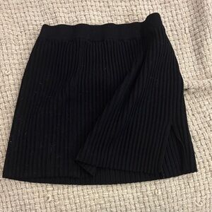 La Hearts Black Ribbed Pencil Skirt